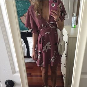 ‼️SOLD‼️ Dynamite Floral Dress in blush